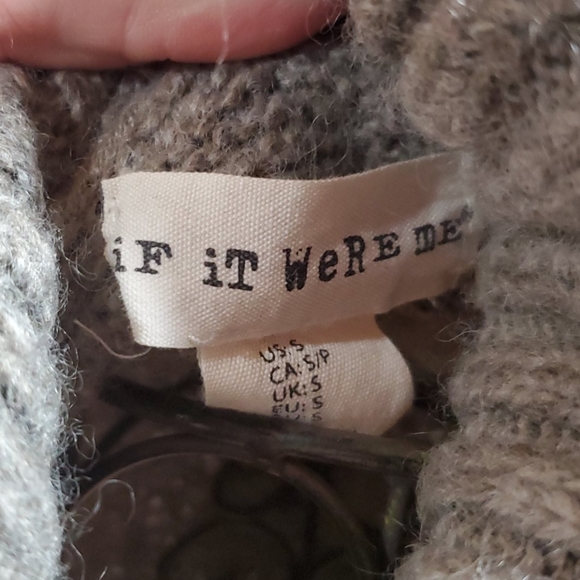 **New** If it were me Wool Turtleneck - Picture 4 of 4